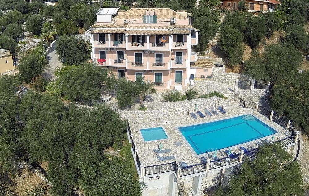 Nestoras Aparthotel Nisaki (Corfu)