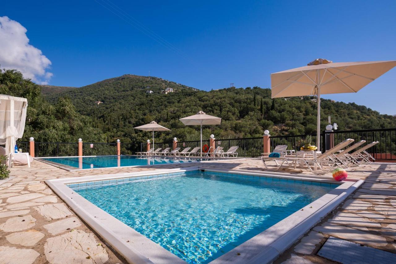 Nestoras Aparthotel Nisaki (Corfu)
