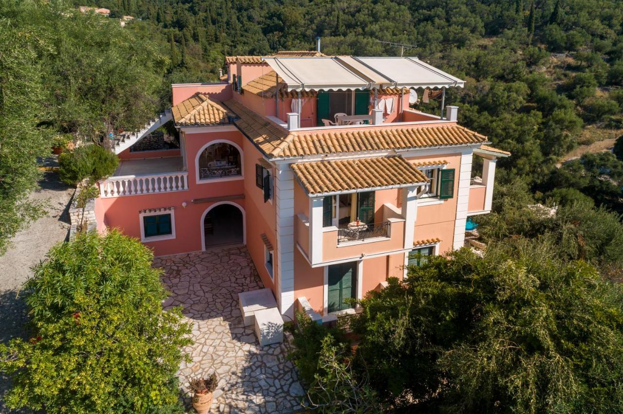 Nestoras Nisaki (Corfu)