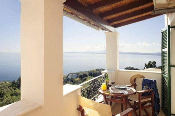 Nestoras Aparthotel 2*